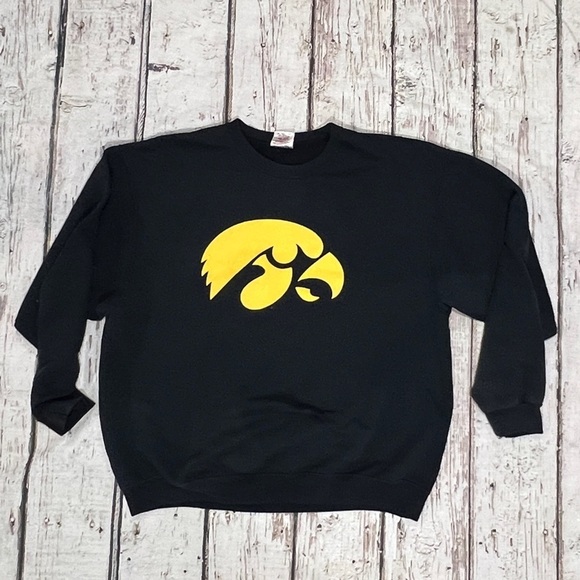 Vintage 90s Iowa Hawkeyes NCAA Collegiate College Basketball 1990s Sweatshirt - Picture 1 of 3